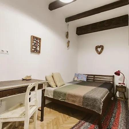 The Double Vintage & Handcrafted * Budapeszt