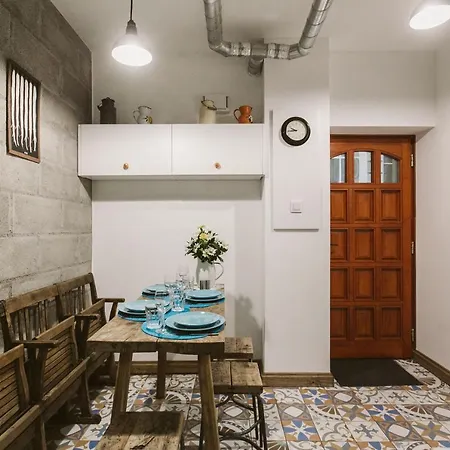 The Double Vintage & Handcrafted Appartement Budapest