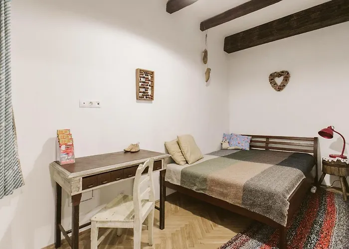 The Double Vintage & Handcrafted Apartment